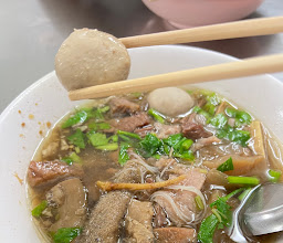 อาเหลียง ก๋วยเตี๋ยวเนื้อตุ๋น photo
