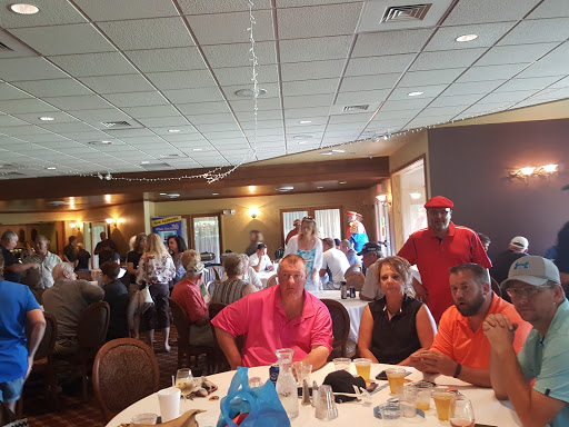 Golf Course «Chemung Hills Golf Club & Banquet Center», reviews and photos, 3125 Golf Club Rd, Howell, MI 48843, USA