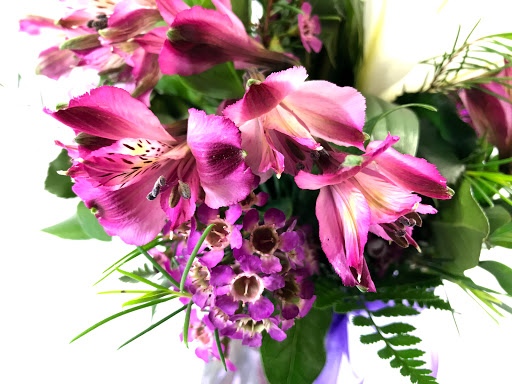 Florist «Flowers With Grace», reviews and photos, 9253 Magnolia Ave, Riverside, CA 92503, USA