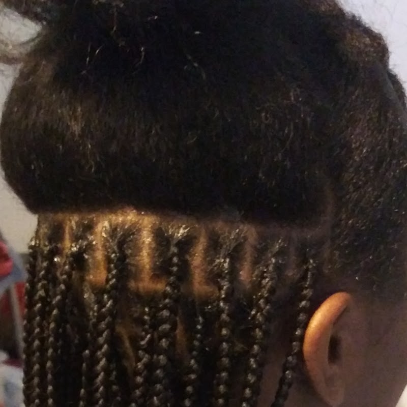 Upscale Hair Braiding And Beauty Salon