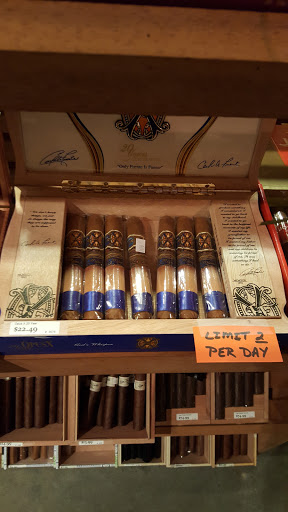 Tobacco Shop «En Fuego Tobacco Shop», reviews and photos, 6190 Frisco Square Blvd, Frisco, TX 75034, USA