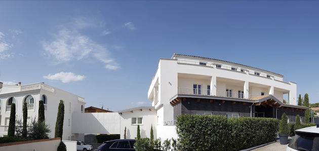 Leoni Hotel & Private Spa Via Giuseppe di Vittorio, Viale Colle delle More, 30, 65013 Città Sant