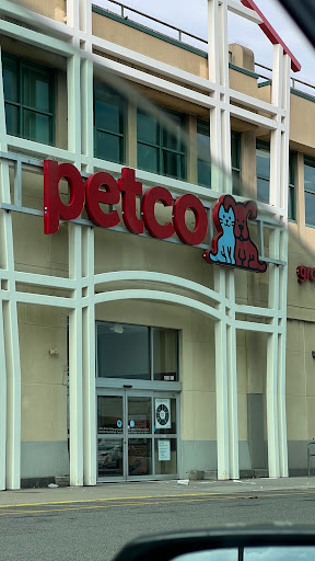 Pet Supply Store «Petco Animal Supplies», reviews and photos, 13311 20th Ave, College Point, NY 11356, USA