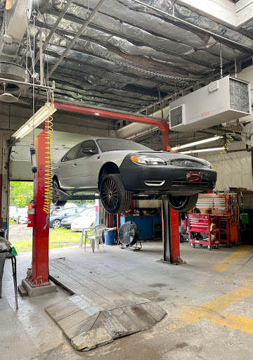 Auto Body Shop «Columbus Auto Body Works Inc», reviews and photos, 487 Columbus Ave, New Haven, CT 06519, USA