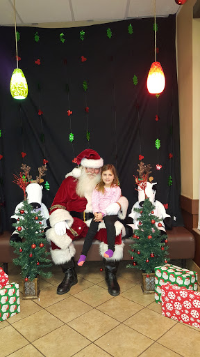 Fast Food Restaurant «Chick-fil-A», reviews and photos, 7990 E Central Ave, Wichita, KS 67206, USA