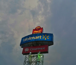 Centro comercial Villas Santín photo