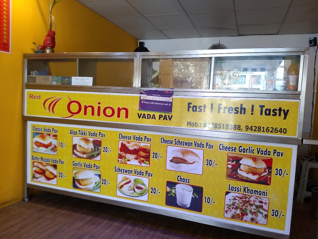 Red Onion Vadapav