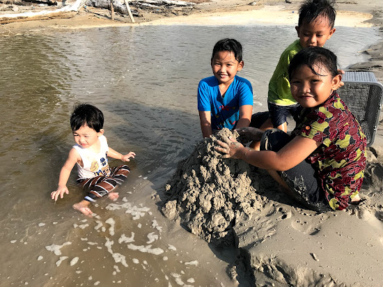 Torongguh Beach