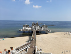 Foto di Sellin Beach e l'insediamento