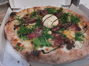 Photo n°6 de La pizza du baou à Nans-les-Pins ()