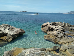 Beach Kamen Mali'in fotoğrafı çok temiz temizlik seviyesi ile