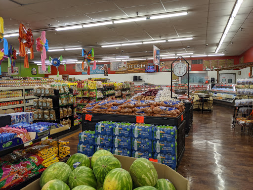 Supermarket «El Herradero Supermarket», reviews and photos, 1310 W Prince Rd, Tucson, AZ 85705, USA