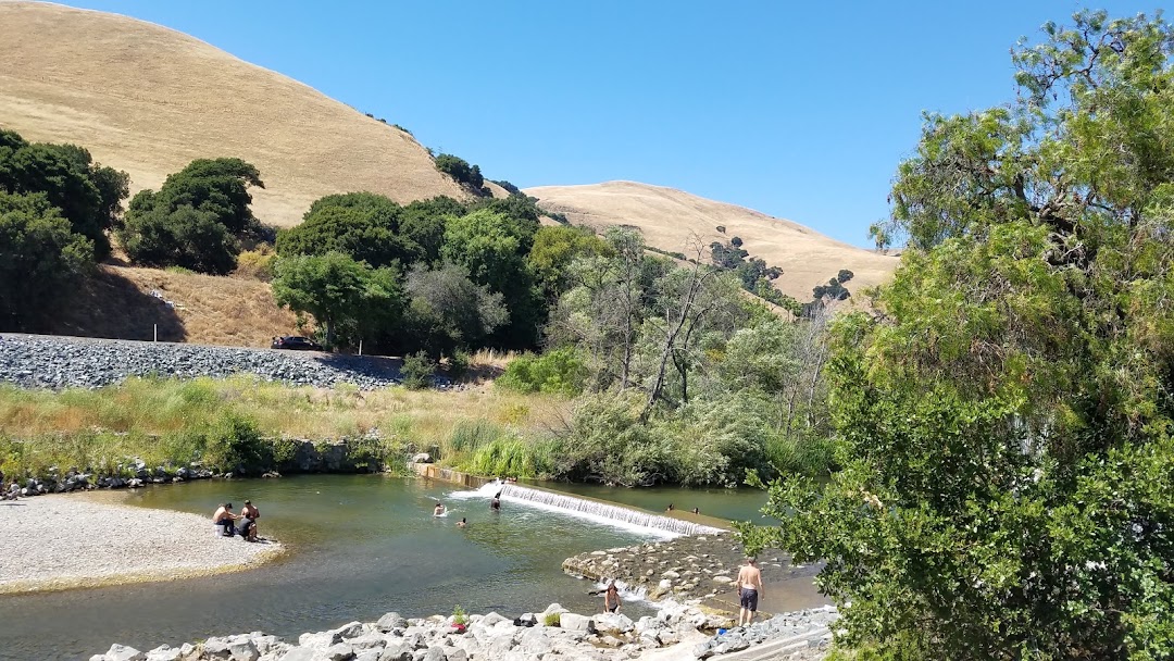 Niles Canyon Staging Area