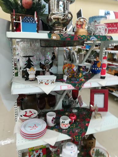 Thrift Store «Savers», reviews and photos, 1545 Parkmoor Ave, San Jose, CA 95128, USA