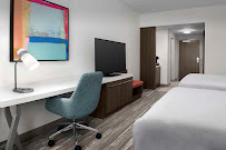 Hilton Garden Inn Pensacola Downtown - Photo 5 - Car repair in Pensacola, FL, Pensacola