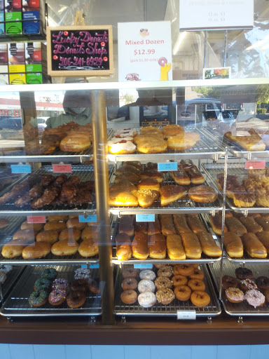 Donut Shop «Lucky Donuts», reviews and photos, 140 SW 152nd St, Seattle, WA 98166, USA