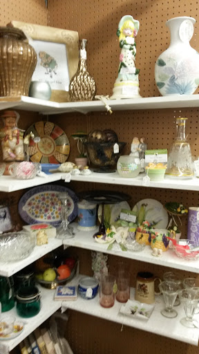 Shopping Mall «Old Town Shopping Center», reviews and photos, 2528 S Campbell Ave, Springfield, MO 65807, USA