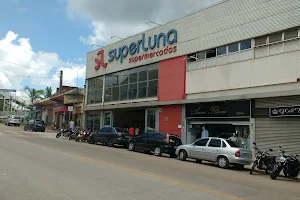 Supermarket Super Luna image
