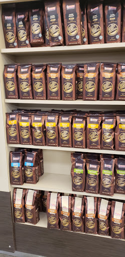 Grocery Store «Super Stop & Shop», reviews and photos, 446 Putnam Pike, Greenville, RI 02828, USA