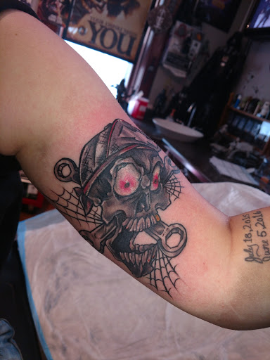 Tattoo Shop «Lucid Tattoo», reviews and photos, 436 Main St W, New Prague, MN 56071, USA