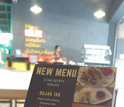Ayam Geprek Nonjok photo