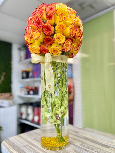 Florist «More Than Flowers», reviews and photos, 109 SE 2nd St, Miami, FL 33131, USA