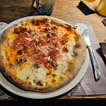 Photo n°2 de l'avis de Bentley.o fait le 08/10/2023 à 09:42 sur le  Canale Vecchio in Marina à Castellammare del Golfo