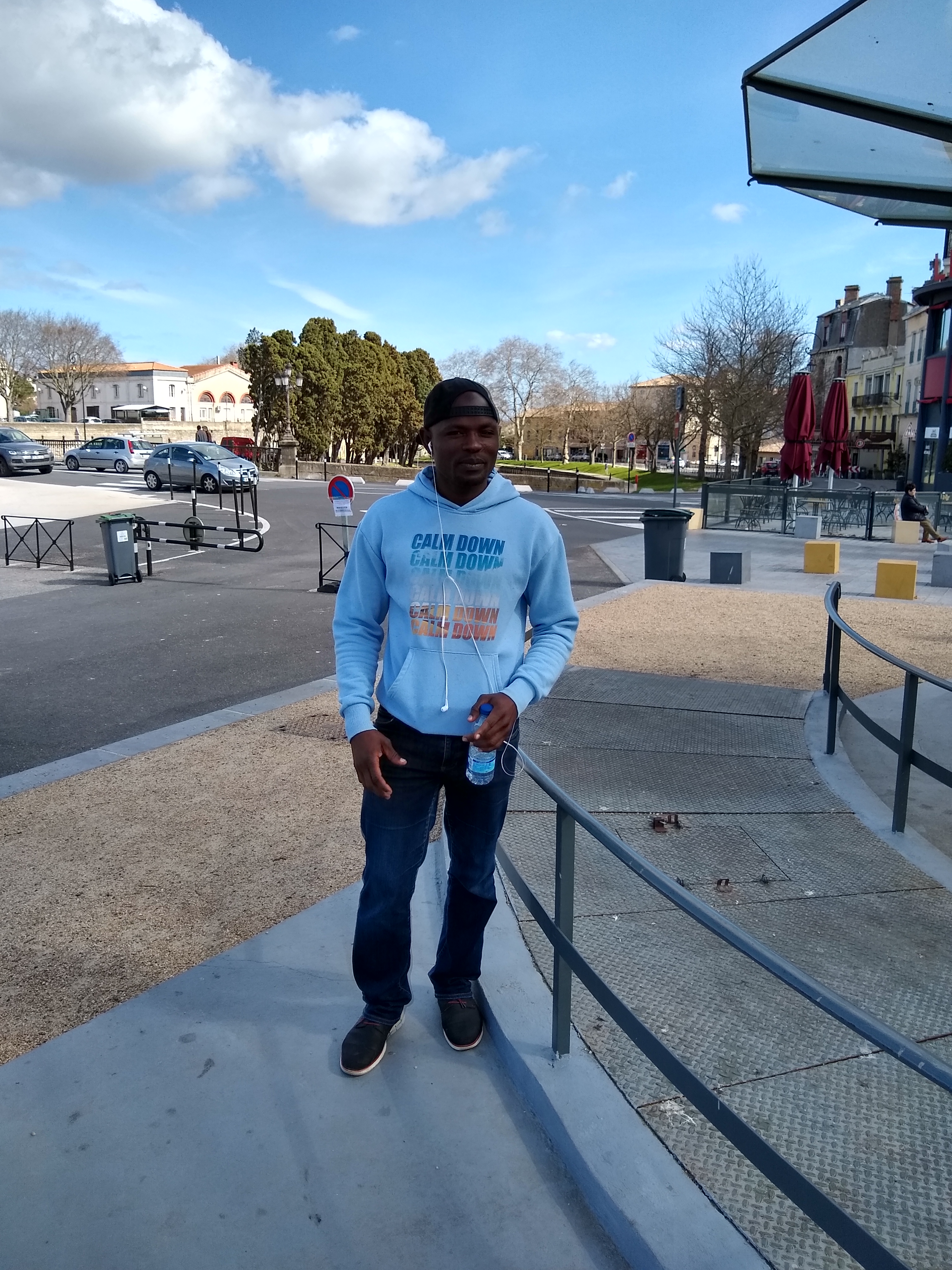 Photo n° 1 de l'avis de nouhou.a fait le 16/03/2019 à 09:55