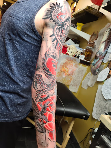 Explore beautiful female tattoo ideas, creative tattoo ideas in Charleston, available at Broken Lantern Tattoo