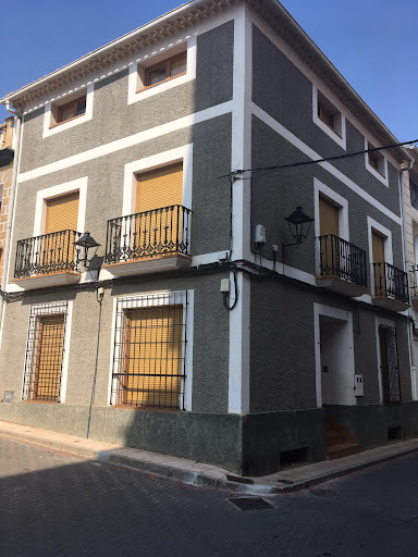 Casa Rural Puerta de la Iglesia - C. la Lonja, 02430 Elche de la Sierra, Albacete