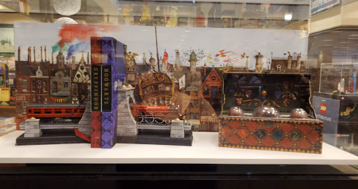 Book Store «Barnes & Noble», reviews and photos, 7685 W Bell Rd, Peoria, AZ 85382, USA