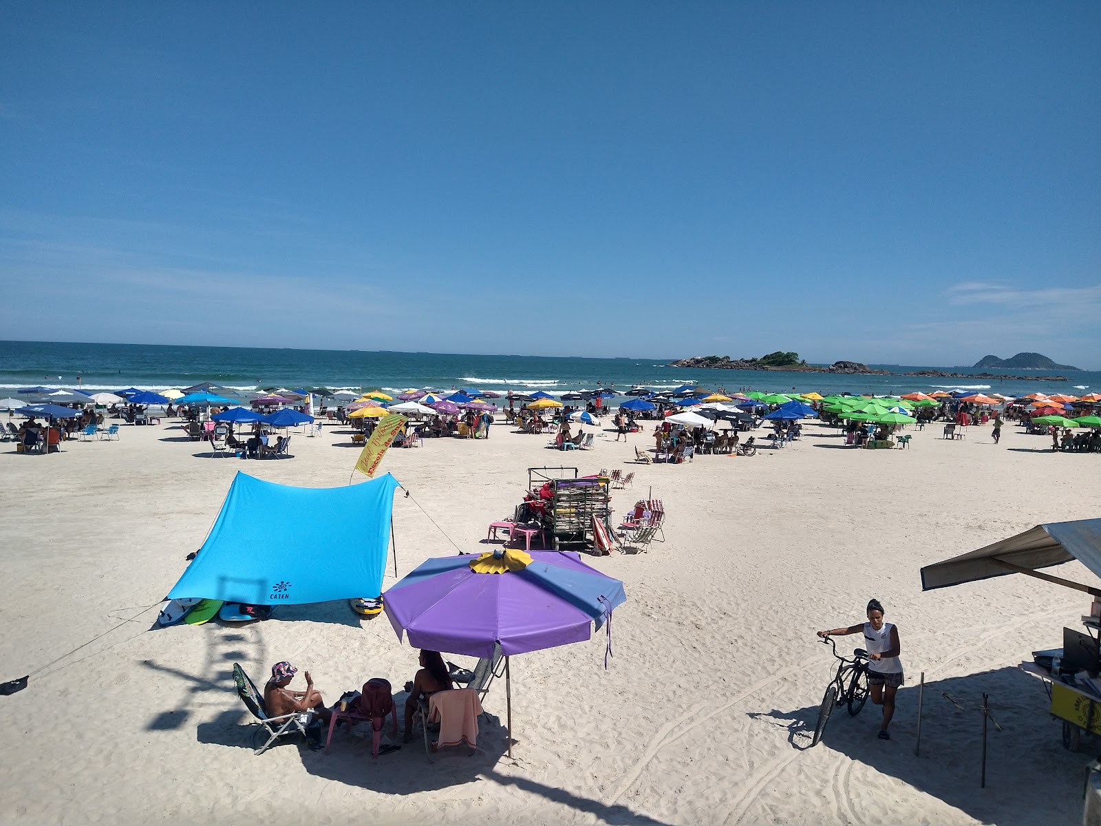 Pitangueiras Beach photo #8
