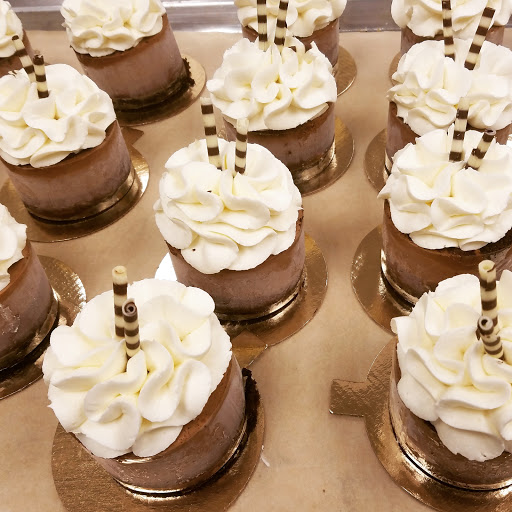 Grocery Store «Whole Foods Market», reviews and photos, 1815 E Victory Dr #101, Savannah, GA 31404, USA