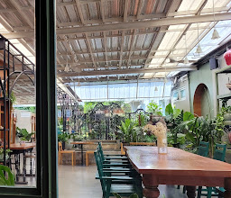 Tree Tales Cafe Pattaya photo