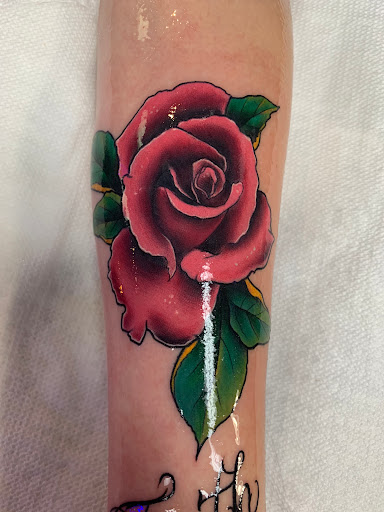 Tattoo Shop «Black Heart Tattoo», reviews and photos, 1926 Hudson Bridge Rd, Stockbridge, GA 30281, USA