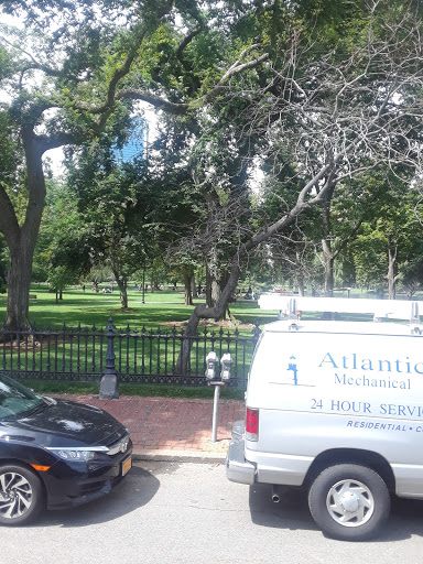 Sightseeing Tour Agency «Old Town Trolley Tours Boston», reviews and photos, 3 Park Plaza, Boston, MA 02116, USA