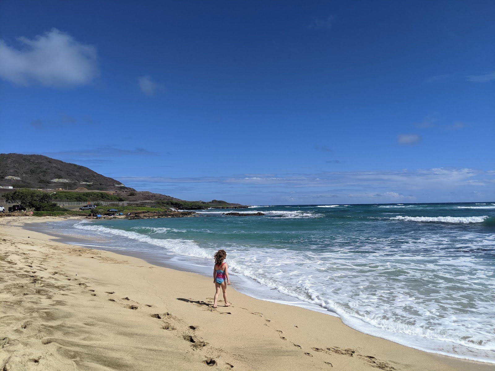 Fort Hase Beach'in fotoğrafı geniş bir kıyı şeridi ile birlikte