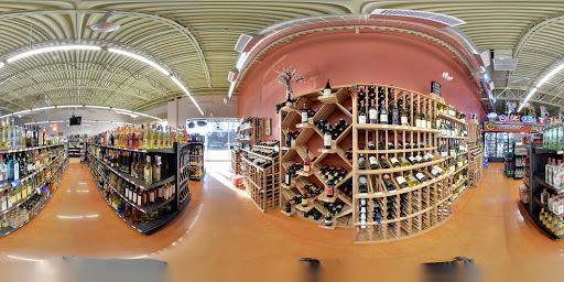 Liquor Store «Esplanade Wine & Spirits», reviews and photos, 2948 W Euclid Ave, Arlington Heights, IL 60005, USA