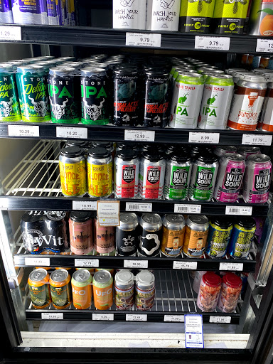 Wine Store «Parkview Wine & Spirits», reviews and photos, 229 Park Rd, West Hartford, CT 06119, USA