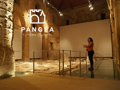 Pangea. Turismo Cultural visitas guiadas en Alcalá la Real Punto de encuentro visitas guiadas, Paseo Álamos, 23680 Alcalá la Real, Jaén, España
