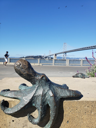 Health Club «Crunch - Hills Plaza», reviews and photos, 345 Spear St, San Francisco, CA 94105, USA