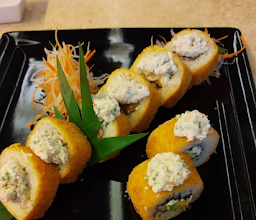 UMAMI Sushi Bar photo