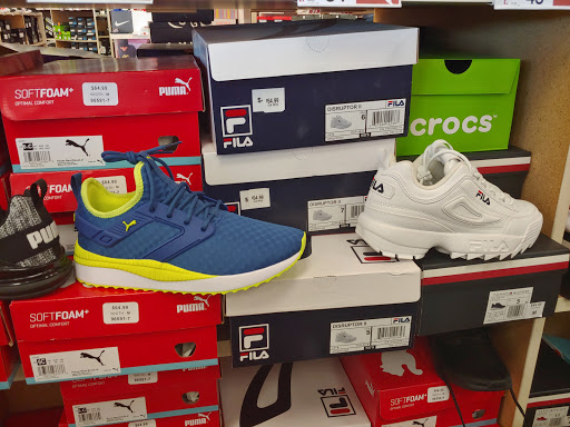 Shoe Store «Famous Footwear», reviews and photos, 1600 28th St, Boulder, CO 80301, USA