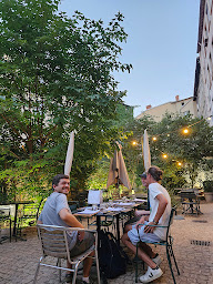 Photo n°71 de Ferdinand à Lyon ()