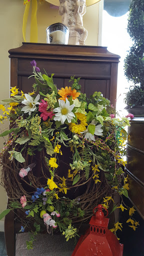 Florist «The Flower Shoppe», reviews and photos, 232 Hopkinsville St, Greenville, KY 42345, USA