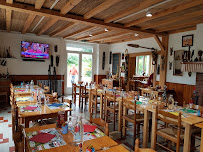 Atmosphère du Restaurant français Le Mille Pattes à Pouydesseaux - n°10