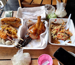 โคตรอร่อย กะเพราพริกแห้ง (Code A-Roi) photo
