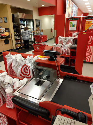 Department Store «Target», reviews and photos, 1235 Point Mallard Pkwy, Decatur, AL 35601, USA