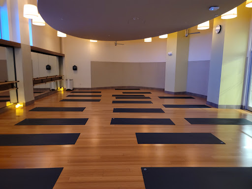 Gym «Equinox Aventura», reviews and photos, 19501 Biscayne Blvd, Aventura, FL 33180, USA