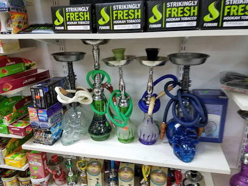 Tobacco Shop «Lombard Tobacco», reviews and photos, 890 E Roosevelt Rd, Lombard, IL 60148, USA